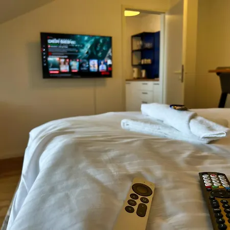 Apartment Nr 2 Modernes In Historischer Marktplatzlage 56 Qm # Cosiness Company 22 Schwerin (Mecklenburg-Vorpommern)