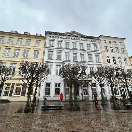 Nr 2 Modernes In Historischer Marktplatzlage 56 Qm # Cosiness Company 22 Apartment